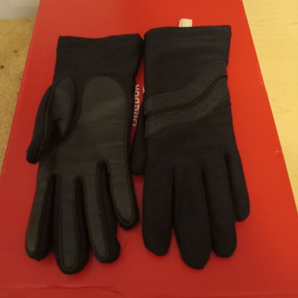 Ladies Hanes Her Way black driving gloves thinsulate lined size medium - Picture 2 of 2